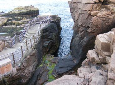 THUNDER HOLE