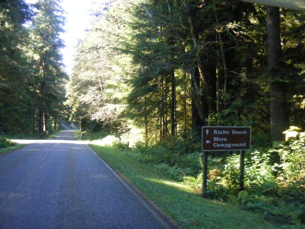 Olympic National Park Entrance - Rialto Beach - Mora Campground